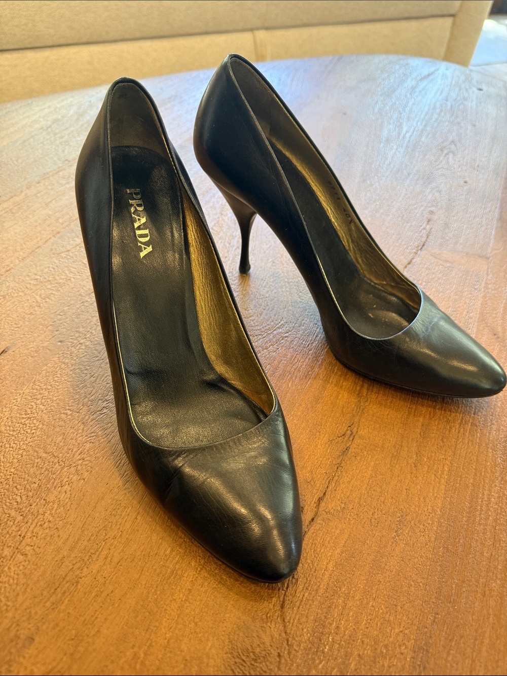 Prada Black Leather Pointed-Toe Stiletto Pumps Size 40.5